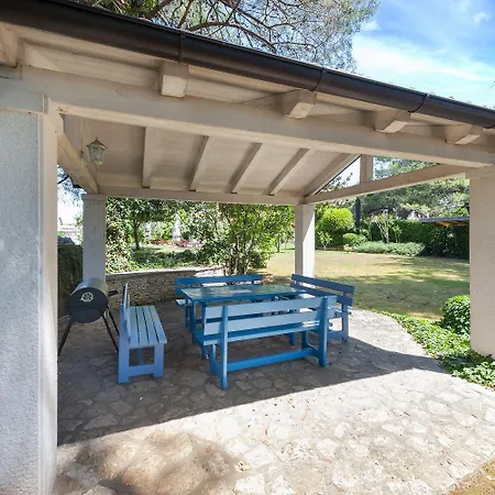Mediterranes In Mit Pool, Parkplatz, Grill, Klima, Wifi דירה רוביני