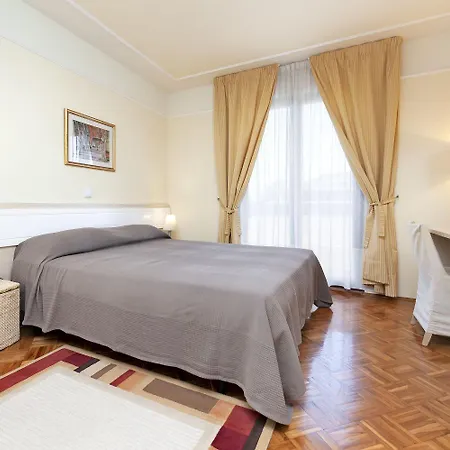 Mediterranes In Mit Pool, Parkplatz, Grill, Klima, Wifi *