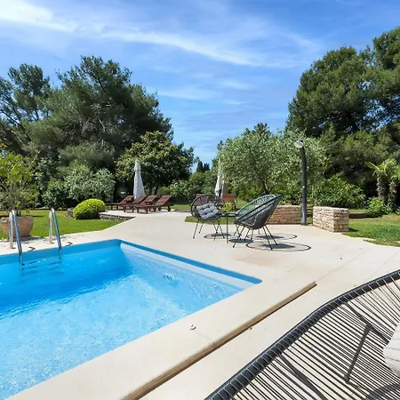 Mediterranes In Mit Pool, Parkplatz, Grill, Klima, Wifi アパート *